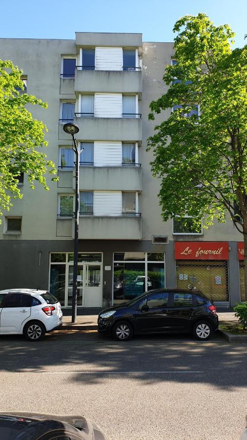 Studio Individuel - Le Musset & Parking Gratuit Devant L'Immeuble Daire Grenoble Dış mekan fotoğraf